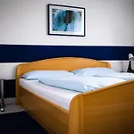 Nefelejcs Apartmanhaz * Gyenesdiás