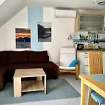 Nefelejcs Apartmanhaz Gyenesdiás