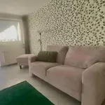 Nefelejcs Apartmanhaz Gyenesdiás