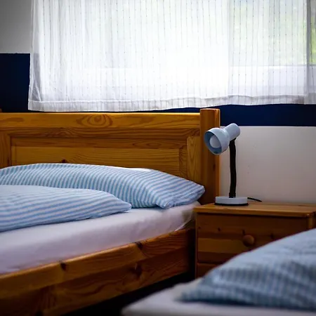 Nefelejcs Apartmanhaz * Gyenesdias