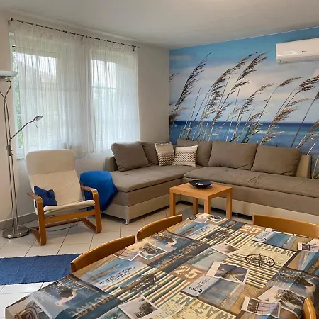 Apartment Nefelejcs Apartmanhaz Gyenesdias
