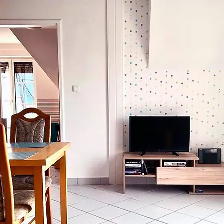 Apartment Nefelejcs Apartmanhaz *