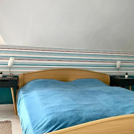 Nefelejcs Apartmanhaz Apartment Gyenesdias