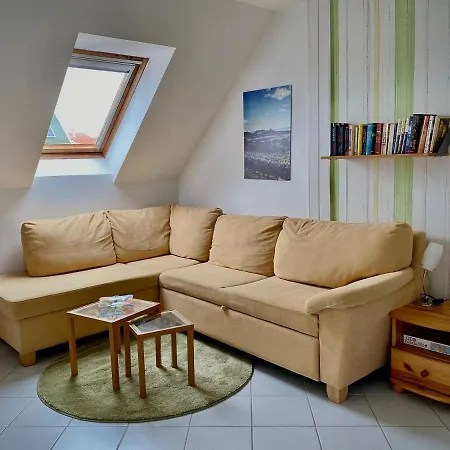 Apartment Nefelejcs Apartmanhaz Gyenesdias