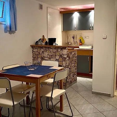 Apartment Nefelejcs Apartmanhaz *