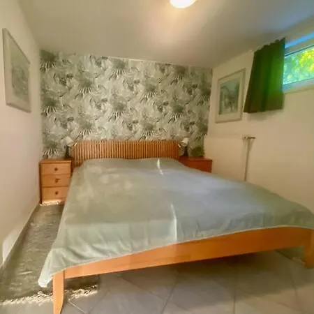 Nefelejcs Apartmanhaz Apartment Gyenesdias