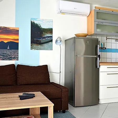 Apartment Nefelejcs Apartmanhaz