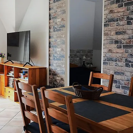 Nefelejcs Apartmanhaz * Gyenesdiás