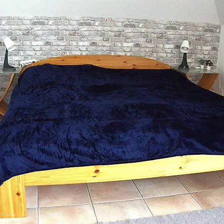 Nefelejcs Apartmanhaz *